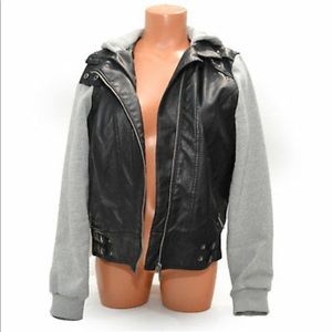 Trendy soft  jacket with leather sleeves
